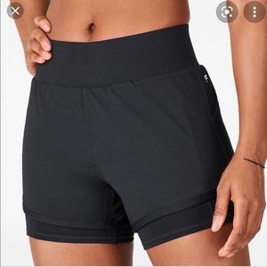 Fabletics Olesia black shorts